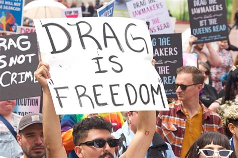 Florida appeals ruling that blocks drag show law